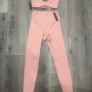 NWT Set Blush Pink High-Waist Leggings + bra